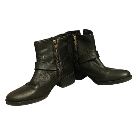 Steve Madden Tarra Black Leather Ankle Boots Women’s 9 Moto Buckle With Side Zip - Picture 2 of 11